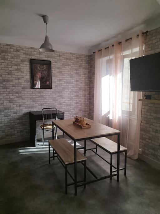 Jolie Maison De Bourg Equipee 10km D'ambert * Saint-Amant-Roche-Savine