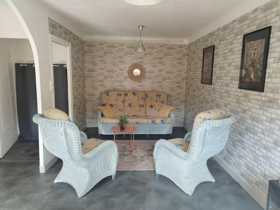 Jolie Maison De Bourg Equipee 10km D'ambert Holiday home *